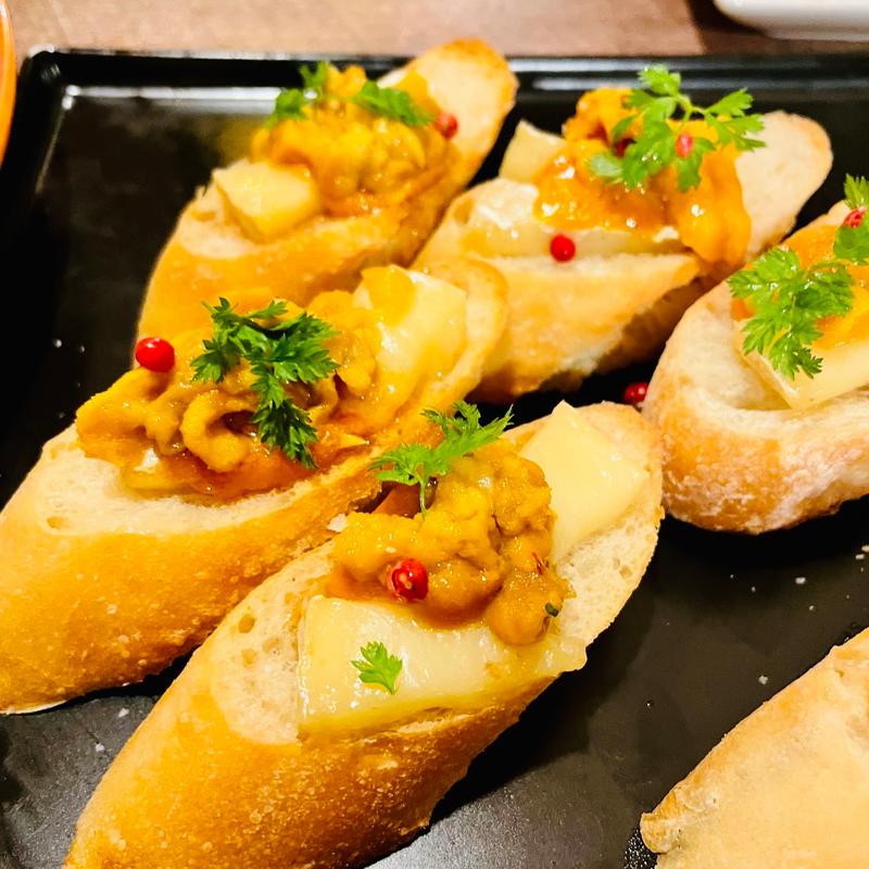 生ウニとカマンベールのオーブン焼(Gazzo)