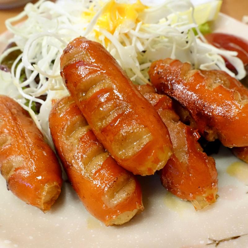 赤ウインナー(大阪府東大阪市足代新町3-15)