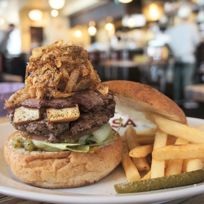 ダイカンヤマバーガー(L)(ササ （GRILL BURGER CLUB SASA）)