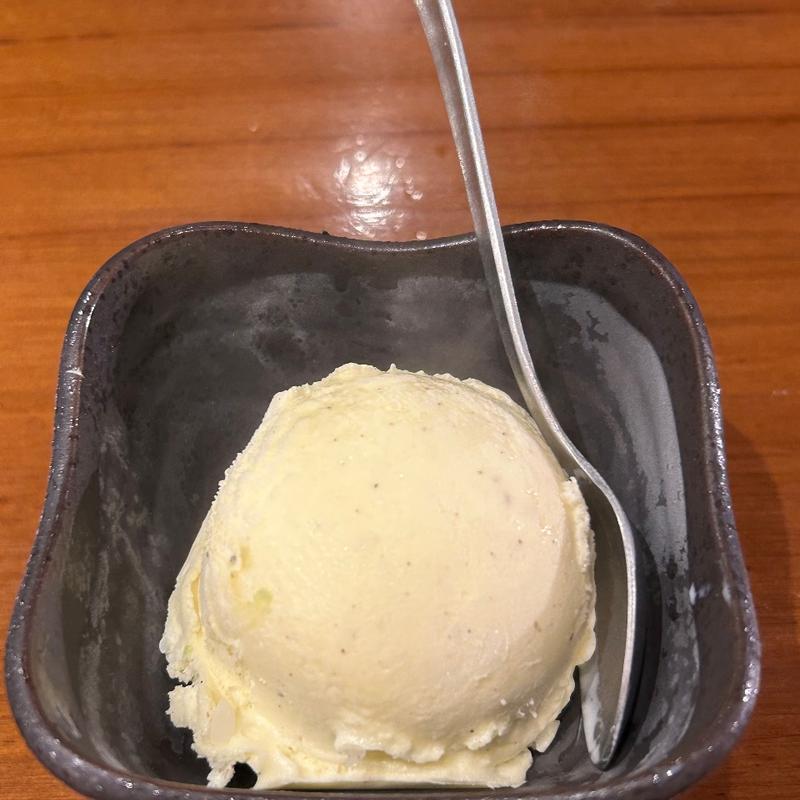 バニラアイス(肉の頂 川崎店)