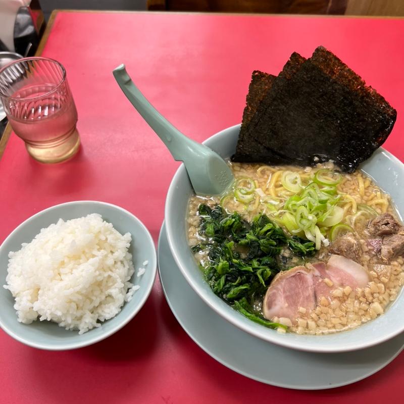 醤油ラーメン(ラーメン山岡家 越谷レイクタウン店)