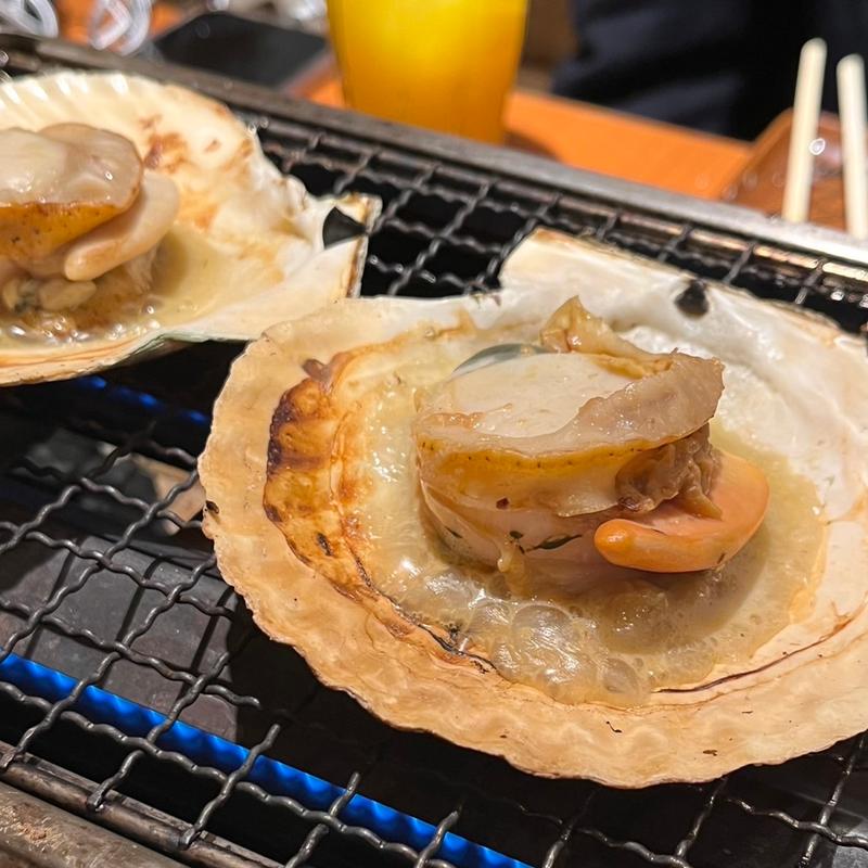 活ホタテ焼き(かき小屋 豊丸水産 広島本通り店)