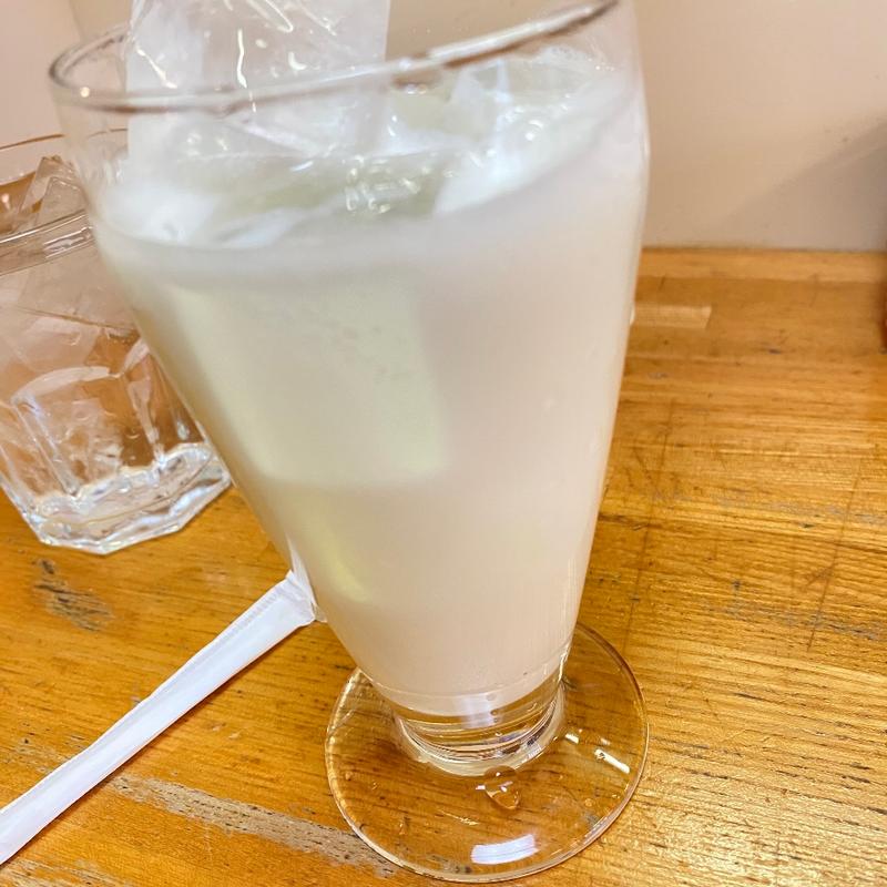 ラッシー(インド料理 DOMADOMA)