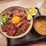 肉食堂ステーキ丼(金沢肉食堂 百番街店)