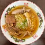 醤油ラーメン+鶏皮(メンマ付)(らーめんの千草 仙台分店)