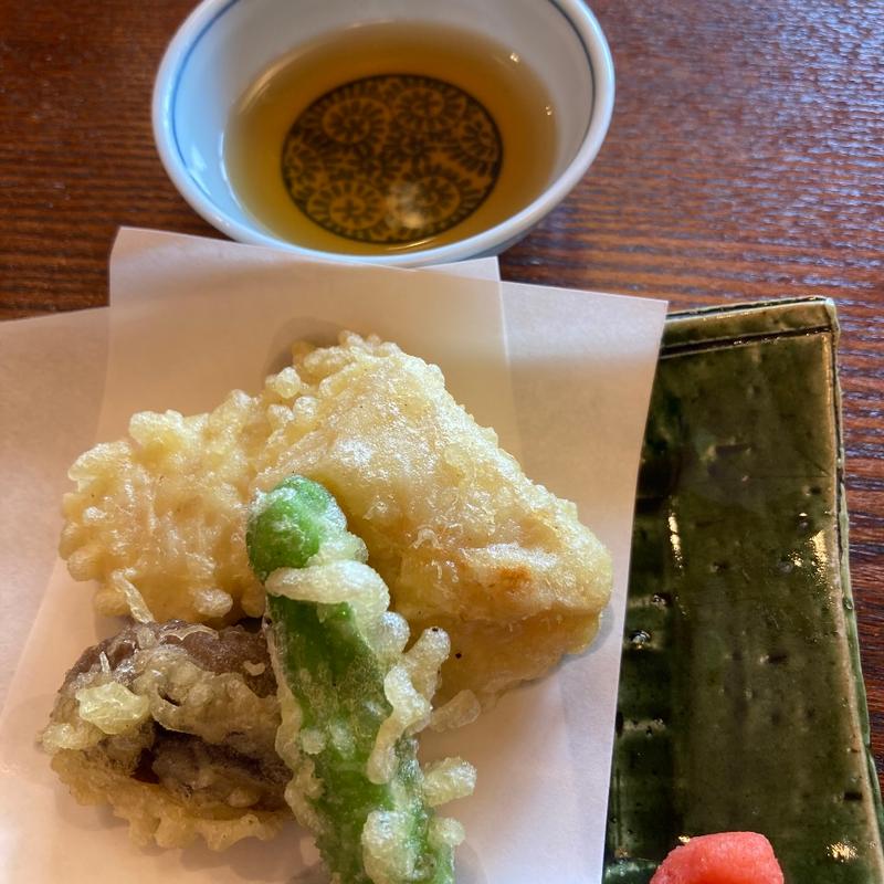 海老しんじょうの天ぷら(セントラルホテル・あら井)