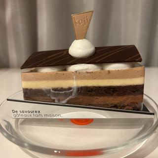 トワ・ショコラ(パティスリー・コージ 枚方店)