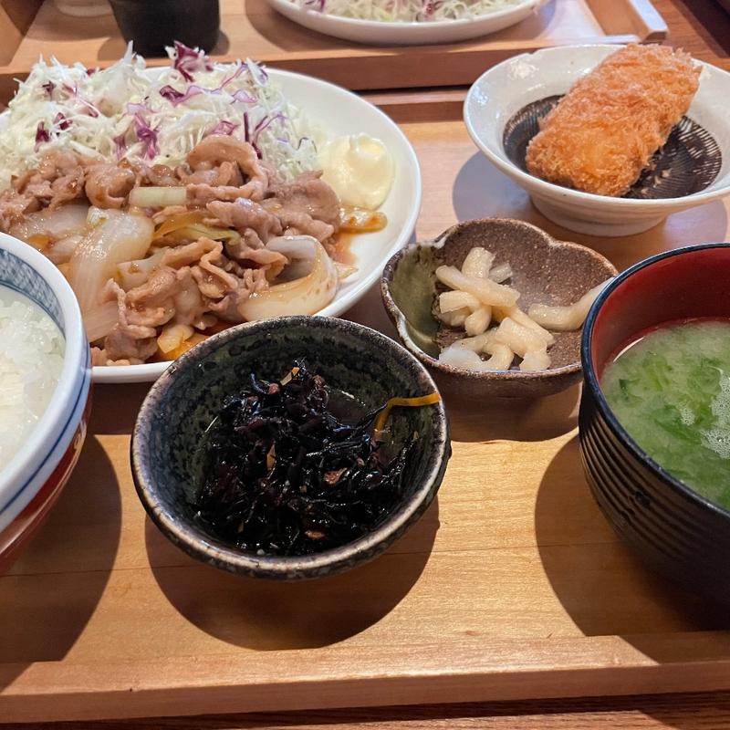 生姜焼きとホタテクリームコロッケ(びすとろ UOKIN 秋葉原)