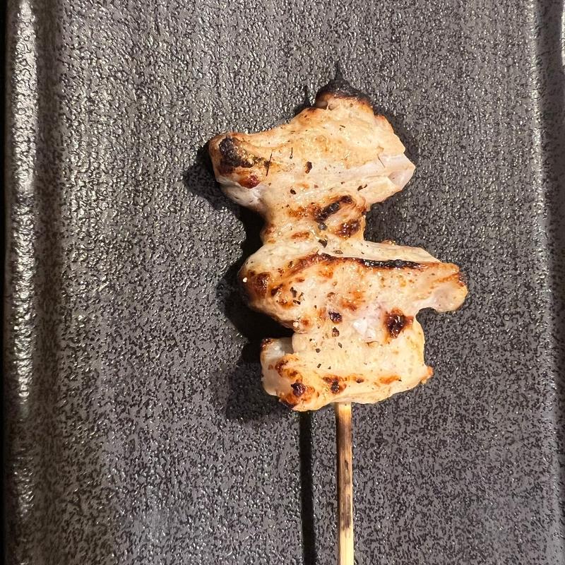 ひざなんこつ(焼き鳥 鳥なお)