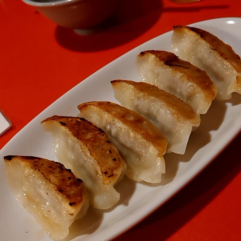 焼き餃子(王龍飯店 （オウリュウウハンテン）)