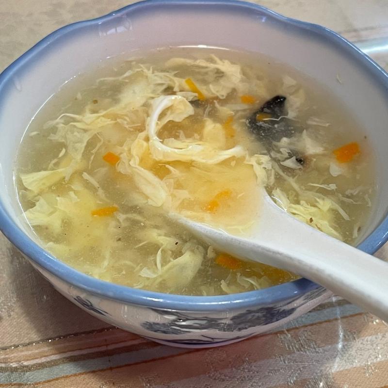 玉子スープ(中華料理 吉星)