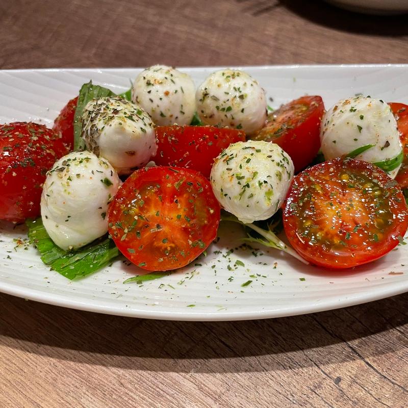 カプレーゼ(とりとり亭 池下店 （とりとりてい）)