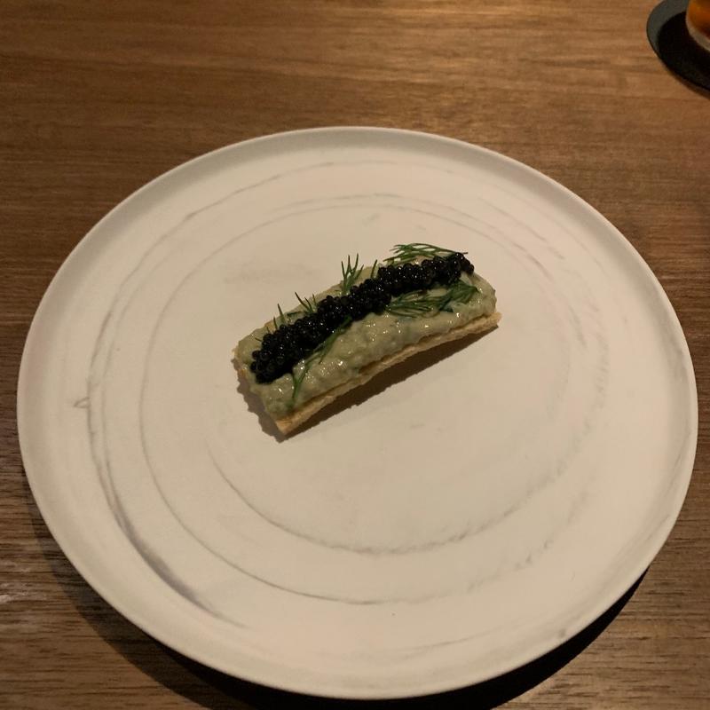 浜名湖産　ドウマンガニ.キャビアのクロスティーニ(薪焼 きび)