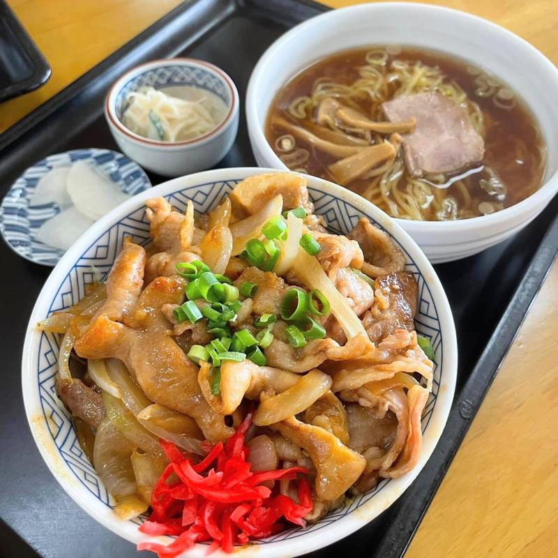 豚バラともつ焼き丼定食(三幸軒 川中島店 （三幸軒川中島店）)