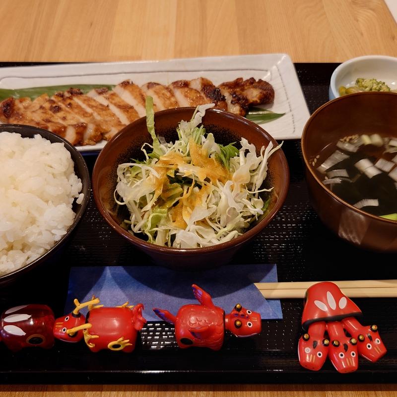 豚ロースニンニク味噌炙り定食(割烹食堂かいね)