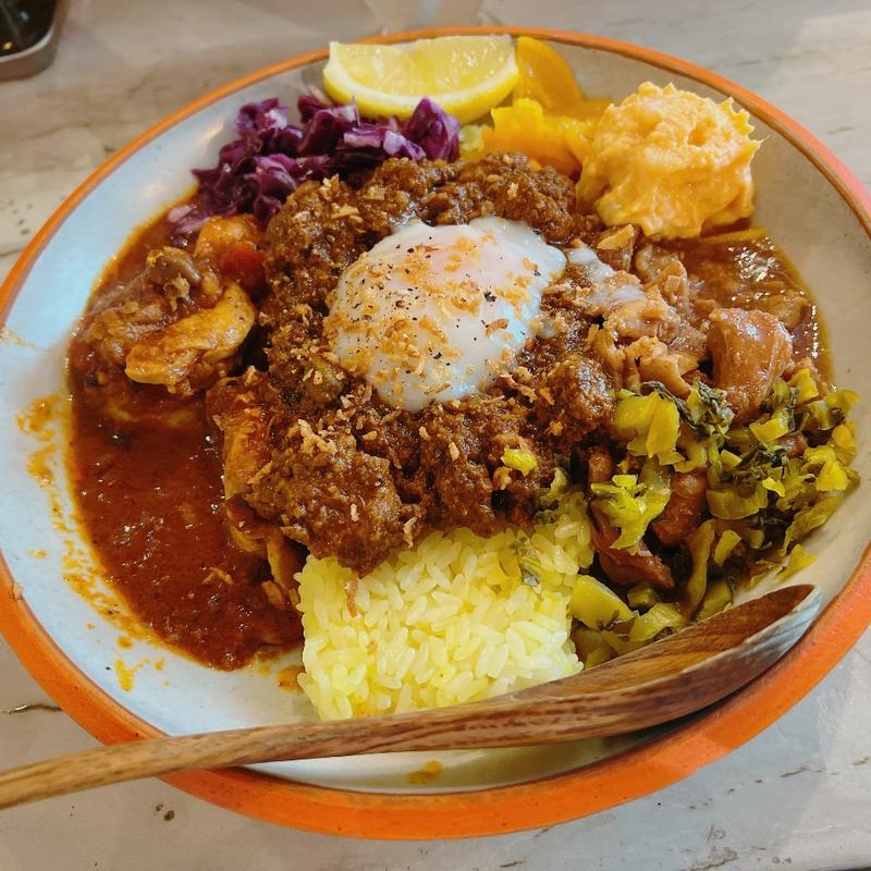 3種のあいがけ(ケニックカレー)