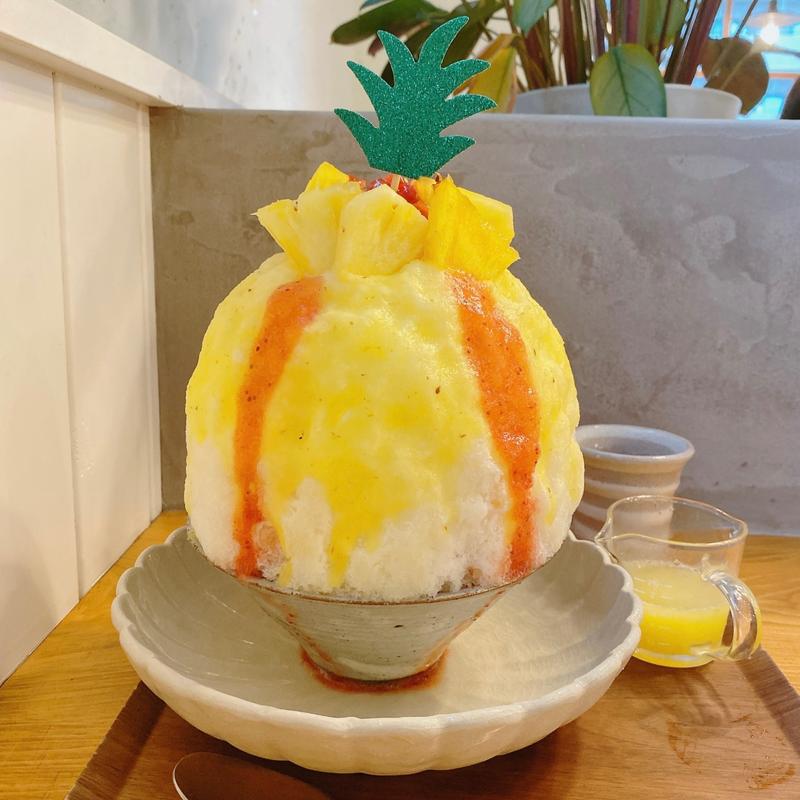 台湾ぱいんといちご(甘味や 乃あん)