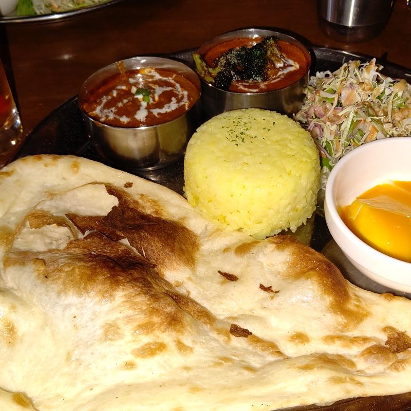 チキンサグカレー(ネパールのカレー屋さん 新琴似店 )