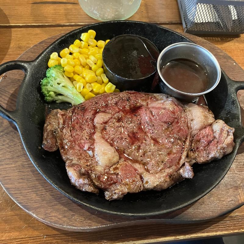 リブロースステーキ(肉バルブッチャーズ 八百八 御茶ノ水店)