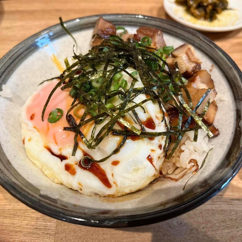 焼豚丼定食(ラーメンまこと屋南風原店)