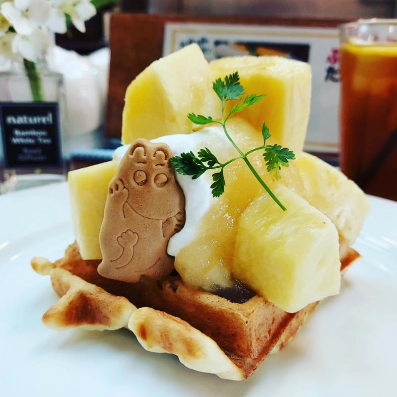 パイナップルのワッフル(カフェ　ベリー （カフェベリー）)