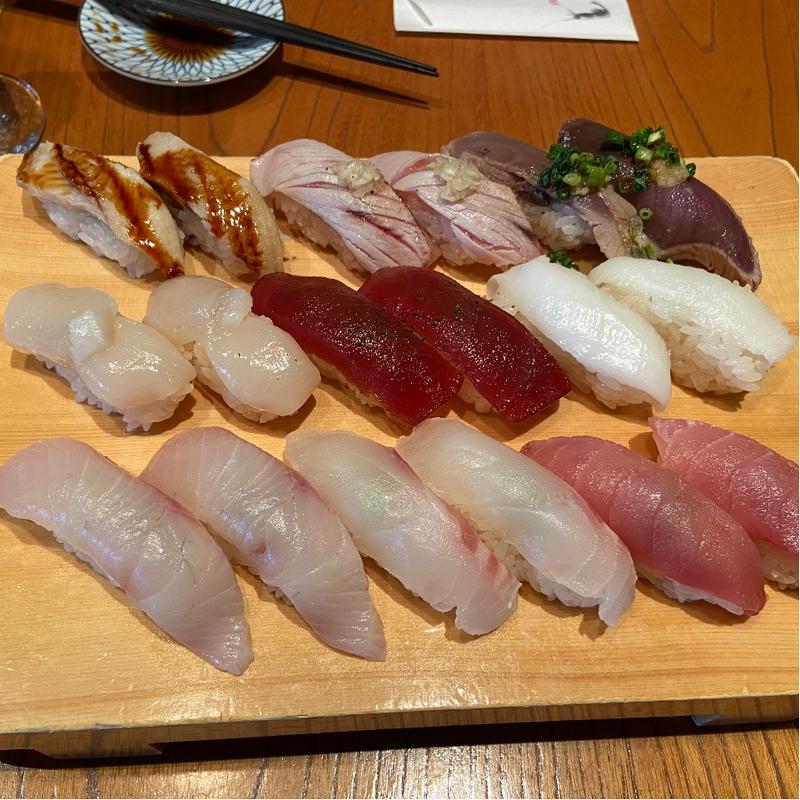 寿司食べ放題(築地玉寿司 みなとみらい店)