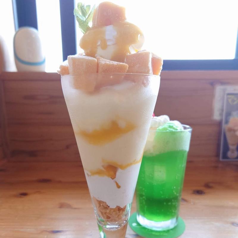 マンゴーパフェ(フルーツ工房 えふ )