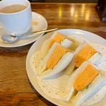 タマゴサンドとカフェオレ(喫茶チロル )