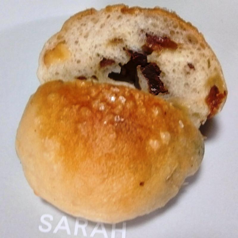 ラムレーズンとくるみ塩バター(Girafe Repos （ジラフルポ）)