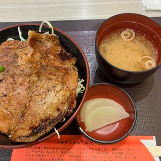 キャベツ豚丼(豚丼のぶたはげ 札幌北広島店)