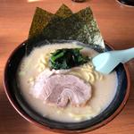 (横浜家系ラーメン なぶら家)