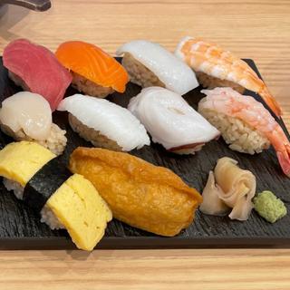 寿司・鯛出汁塩ラーメンセット(鮨・酒・魚 杉玉 うらぶくろ店)