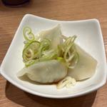 水餃子3個(太陽のトマト麺withチーズ 新宿ミロード店)