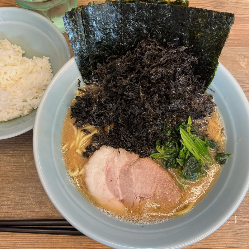 ラーメン(横浜らーめん 渡来武)