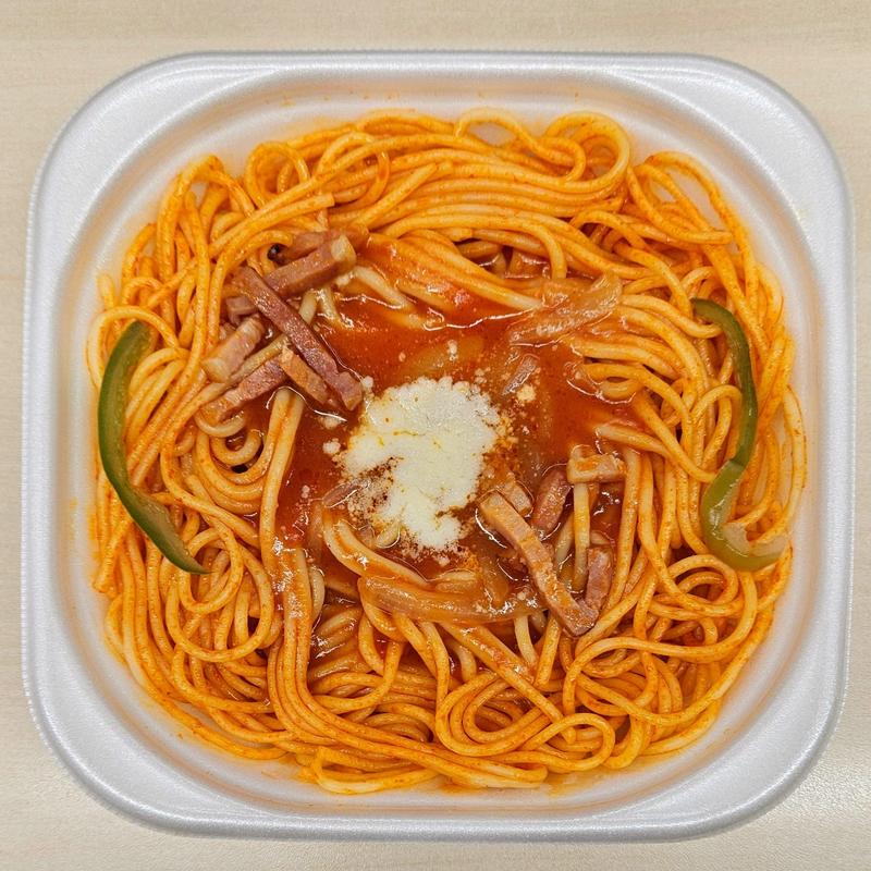 ベーコンとチーズのナポリタン(セブンイレブン 麹町駅前店)