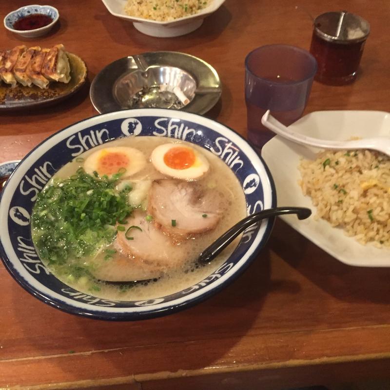 ラーメン+半焼めしセット(博多らーめん　Shin Shin　しんしん)