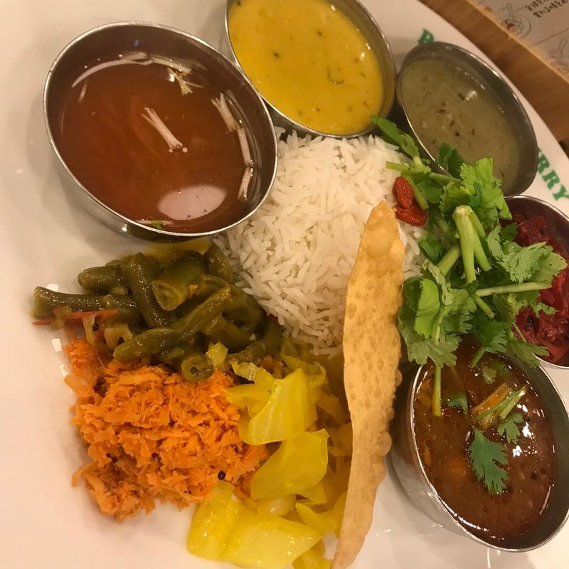 (ポンガラカレー　阪急サン広場店)