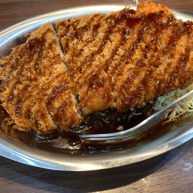 ミルカツカレー中(金沢ミルカツカレー)