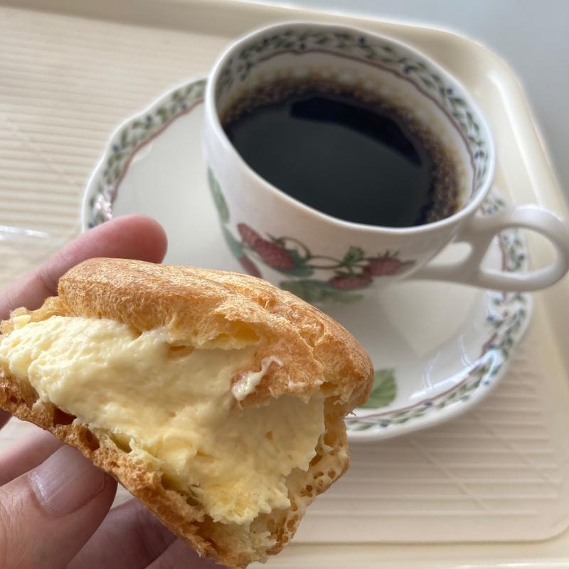 シュークリーム(カフェれすと なな )