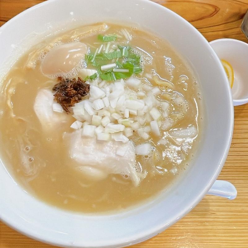 濃厚鶏白湯(麺屋 海心)