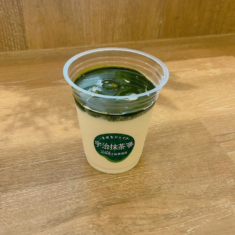 まぜるシェイク 宇治抹茶 〜石臼挽（いしうすび）き抹茶使用〜(モスバーガー 京都二条駅前店 )