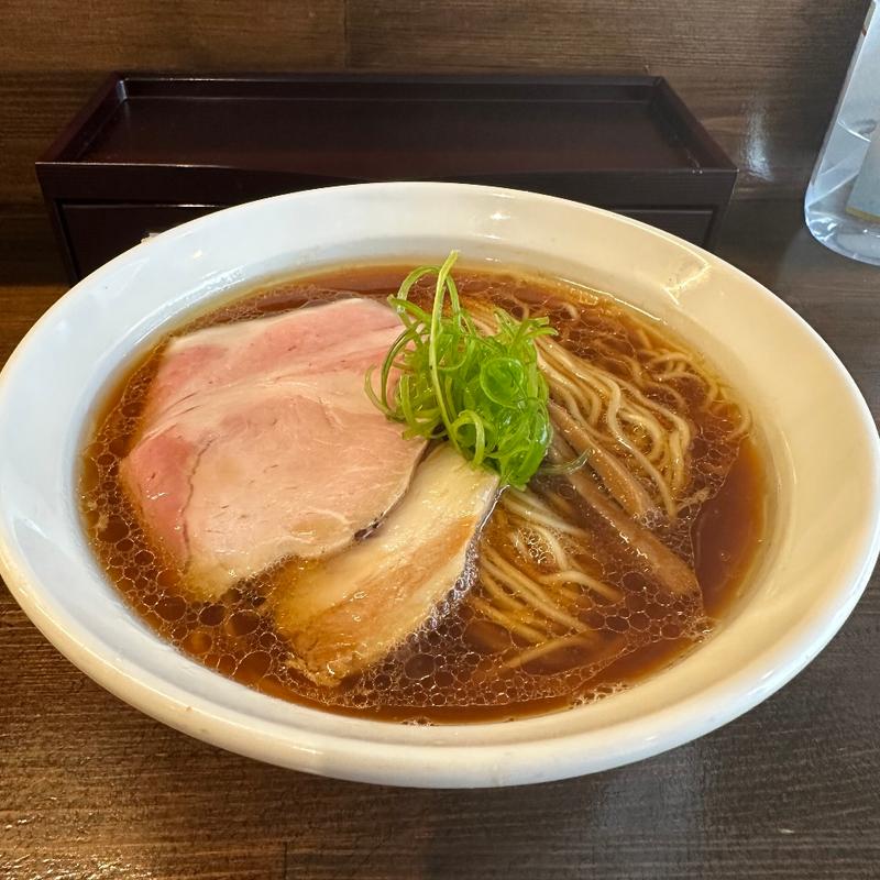鶏しょうゆラーメン(麺や一芯)