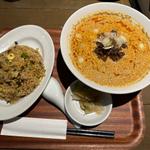 白胡麻坦々麺セット(上海バール)