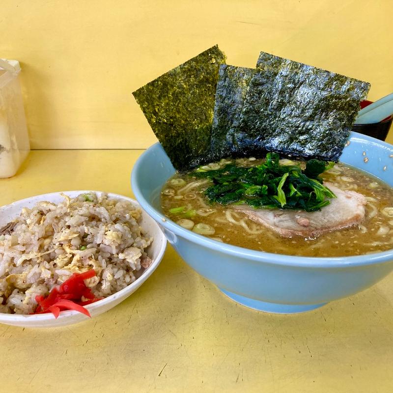 日替ランチ（炒飯＋ラーメン）(大黒家 生麦本店 （ダイコクヤ）)