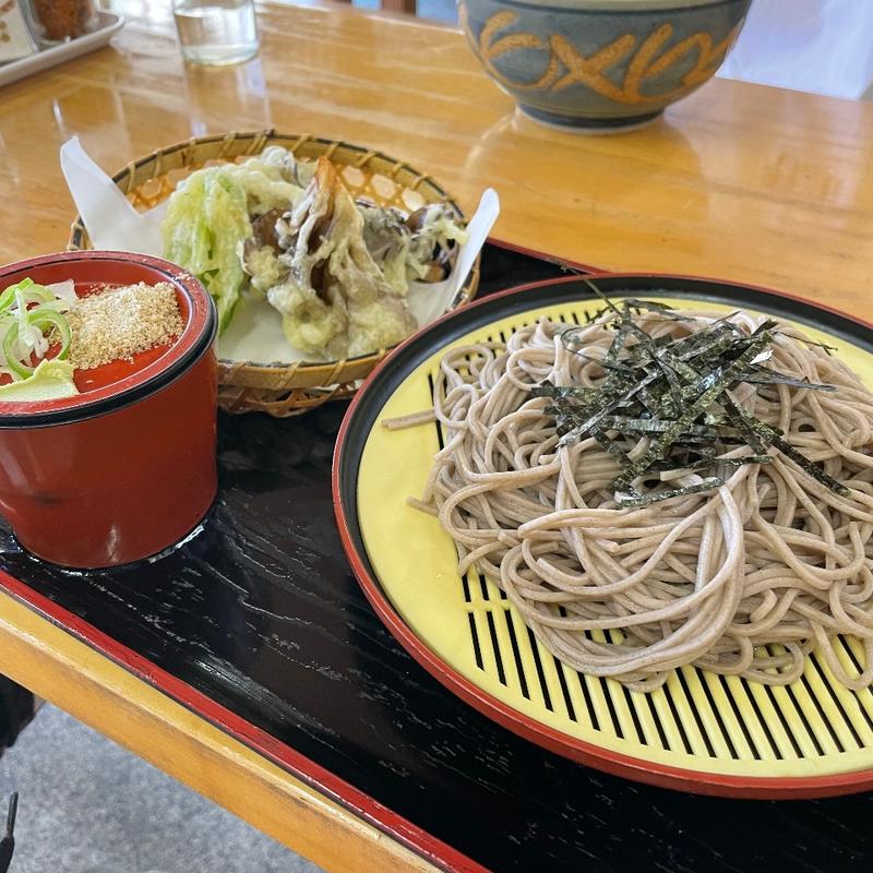 まいたけ天ざるそば(菅沼山小や)