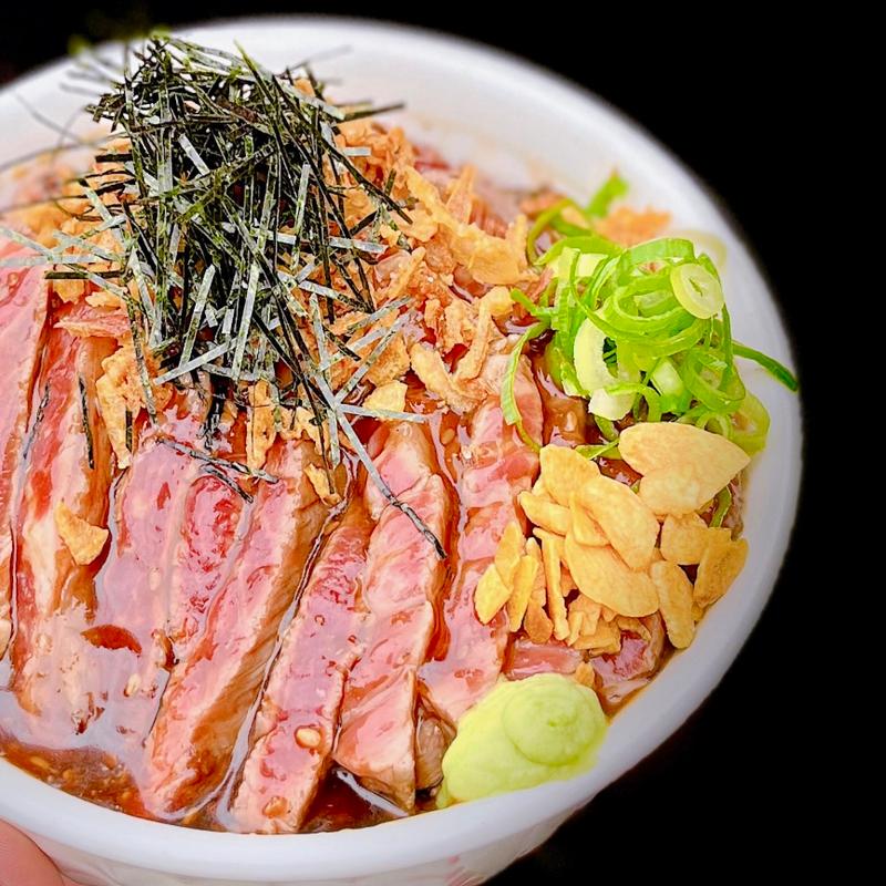 俺のステーキ丼(食堂 肉左衛門 金閣寺店)