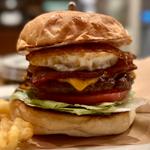 ベーコンチーズエッグバーガー(CRUZ BURGERS & CRAFT BEERS （クルズバーガーズ アンド クラフトビア）)