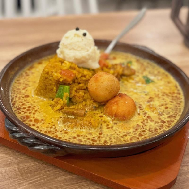 ドライカレー&カレー（トッピング:マッシュポテト・カトレット）(Rスリランカ東京)