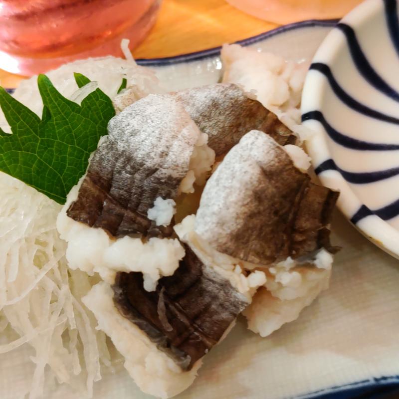 湯引きハモ(立呑み晩杯屋 桜木町ぴおシティ店)