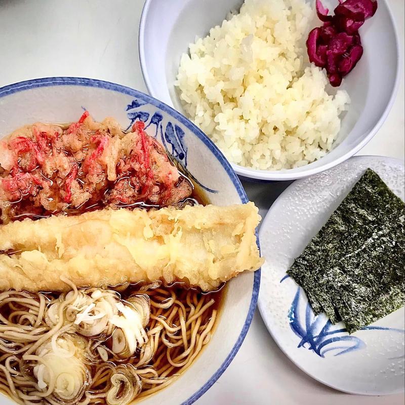 竹輪天そば 半紅天(立喰そば 新角)